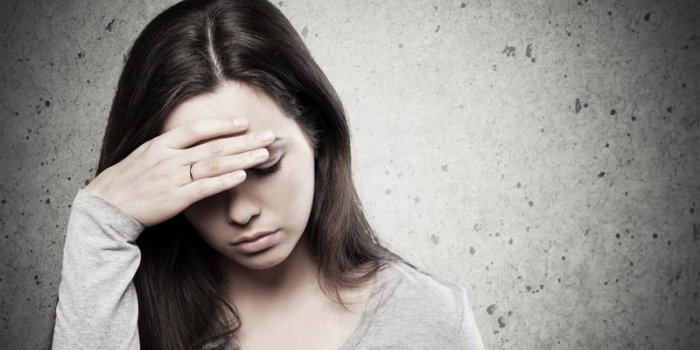 Migraine : 8 signes quâune crise arrive selon une mÃ©decin