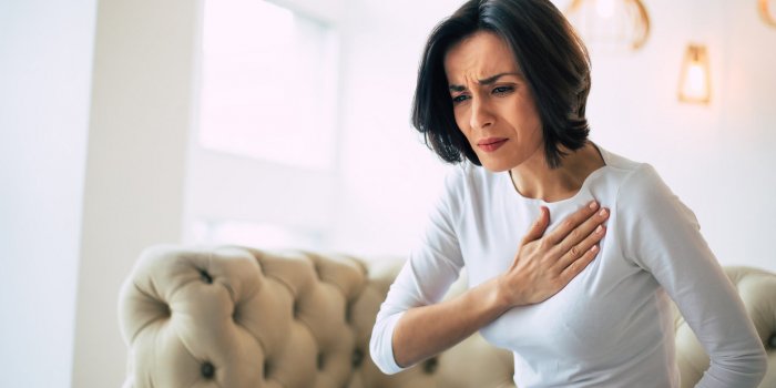 ArrÃªt cardiaque : les 5 symptÃ´mes qui doivent vous alerter