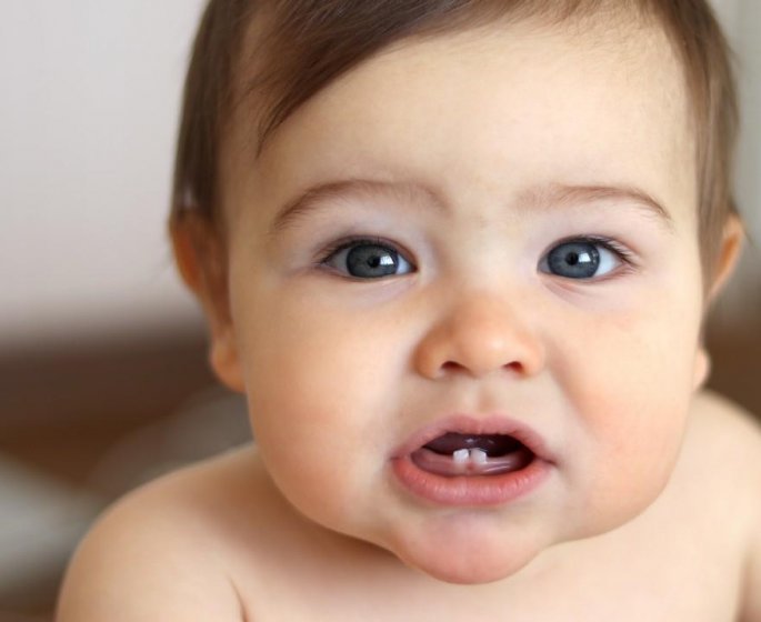Dents de bebe : a quel age consulter un dentiste pour la premiere fois ?