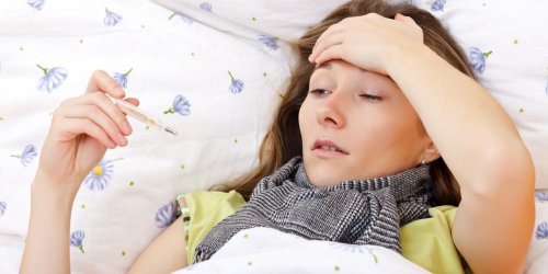Pourquoi la grippe peut-elle etre associee a un mal de gorge ?