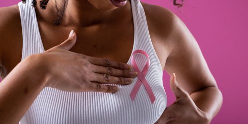 Cancer du sein : &quot;Je n-ai jamais ressenti de grosseur et je me sentais aussi tres bien&quot;