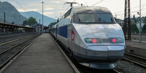 Meningite : la passagere d’un TGV hospitalisee en urgence