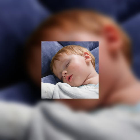 pourquoi mon fils transpire quand il dort