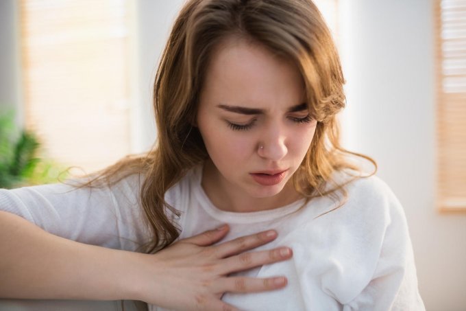 Gencives qui saignent : les maladies cachées 