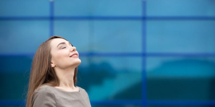 AnxiÃ©tÃ© : 5 remÃ¨des pour diminuer son stress Ã  la maison