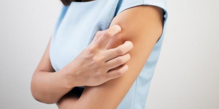 Crise cardiaque : les 6 parties du corps qui peuvent la révéler