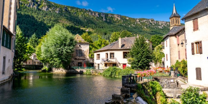 Covid-19 : 12 dÃ©partements oÃ¹ les rÃ©animations sont chargÃ©es