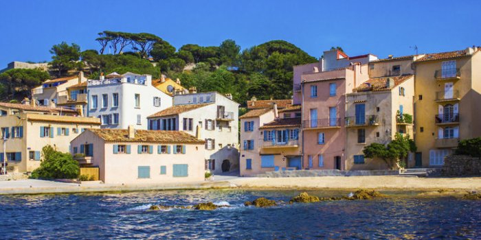 COVID-19 : 13 départements où le taux dâincidence est encore supérieur à 1 000