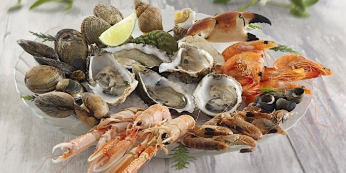 Régime méditerranéen, poisson et jeûne intermittent : le trio qui réduit vos risques d'infarctus