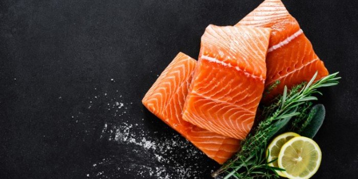 Régime méditerranéen, poisson et jeûne intermittent : le trio qui réduit vos risques d'infarctus
