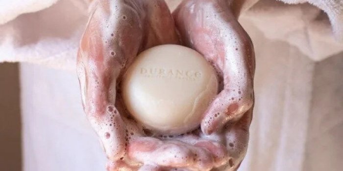 Shampooings solides : les 5 Ã mettre dans votre trousse de voyage