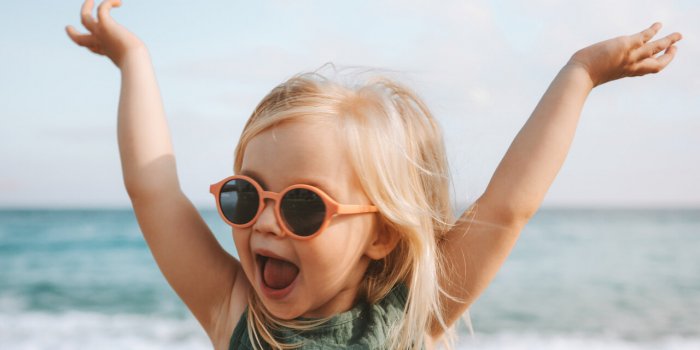 Juin jaune : les 6 règles dâor des dermatologues pour se protéger du soleil