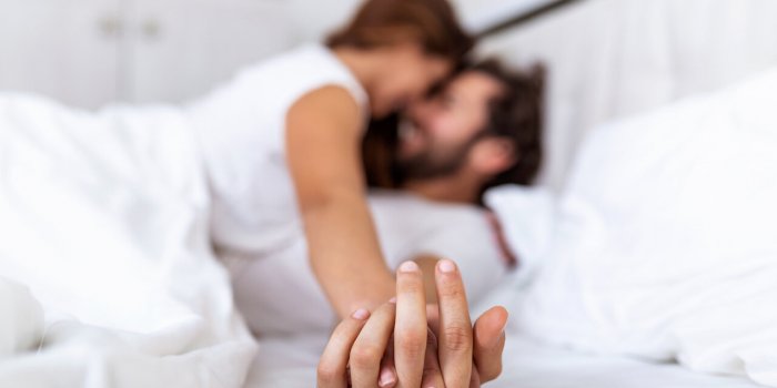 Rapport sexuel : 6 raisons qui expliquent un ballonnement après lâacte