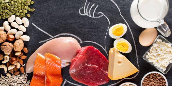 Prise de poids : 5 bonnes habitudes pour éviter les kilos en trop après 40 ans