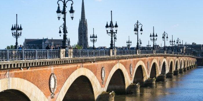 4e vague covid-19 : 35 dÃ©partements dÃ©passent le seuil dâalerte