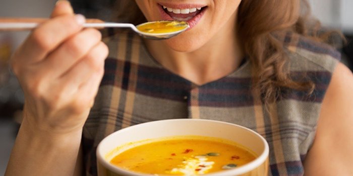 Soupe : 6 bonnes habitudes qui aident Ã  maigrir 