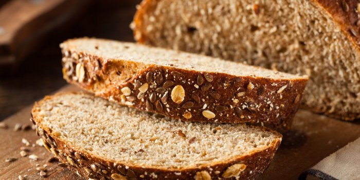 organic homemade whole wheat bread ready to eat