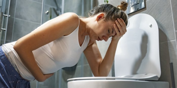 Hyponatrémie : quels sont les signes de cette complication de la canicule ?