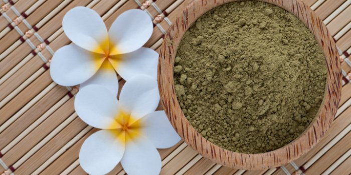 Gommage pour les cheveux : mode dâemploi et recettes