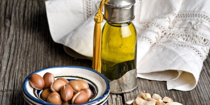 Gommage pour les cheveux : mode dâemploi et recettes