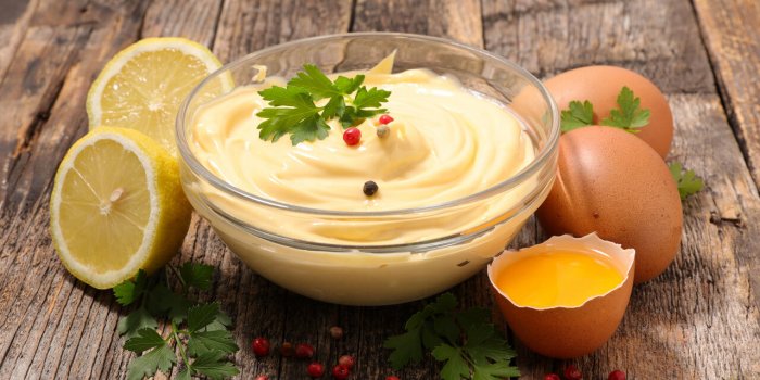 6 ingrédients à ne surtout pas mettre dans votre salade