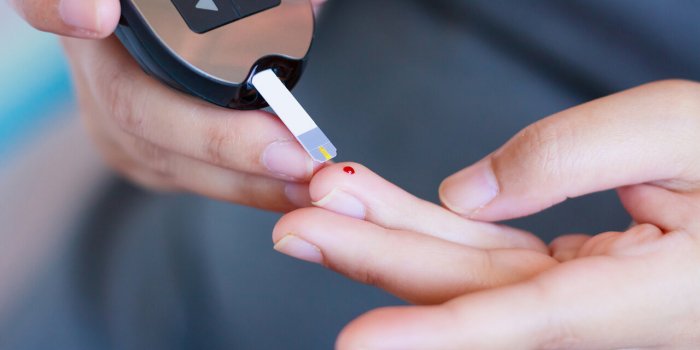Bouche sèche : 5 pathologies graves quâelle peut révéler