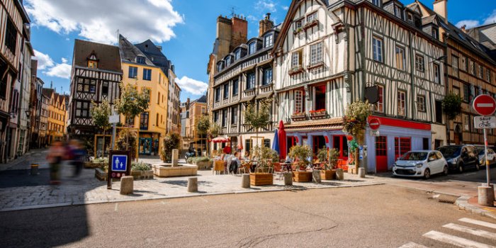 Lille, Lyon, Strasbourg⦠: quelle est la nouvelle ville qui abrite le plus dâinfidèles ?
