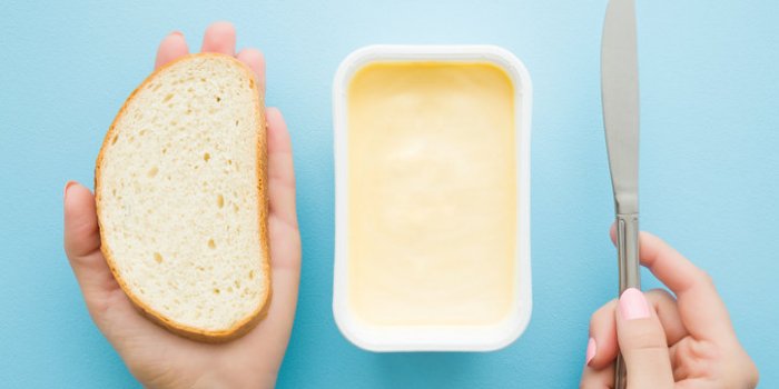 Alzheimer : 7 aliments à éviter pour réduire les risques