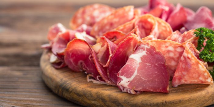 10 aliments qui empirent le stress et lâanxiété