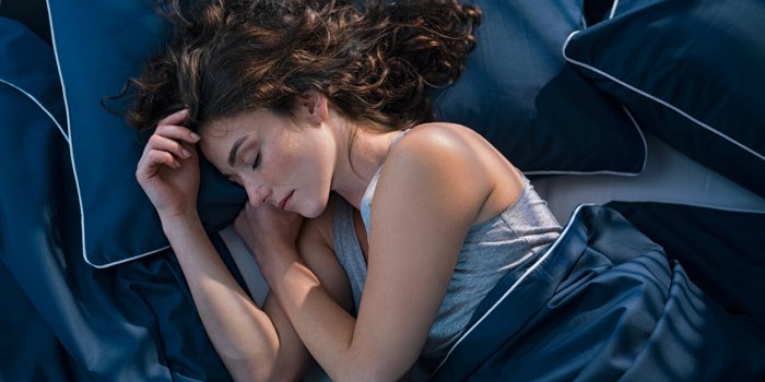 Ménopause : 5 conseils pour gérer les bouffées de chaleur pendant lâété