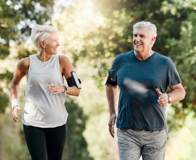 A partir de 65 ans, l’esperance de vie des femmes est plus longue que celle des hommes