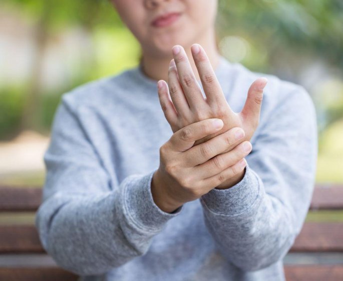 Algodystrophie : pieds et mains en souffrance