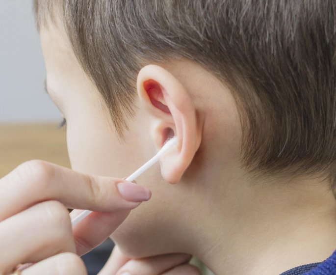 Bouchon d-oreille : les risques pour l-enfant