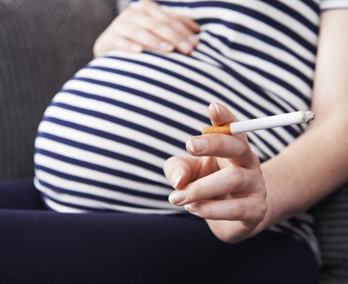 Des femmes enceintes payees pour arreter de fumer !