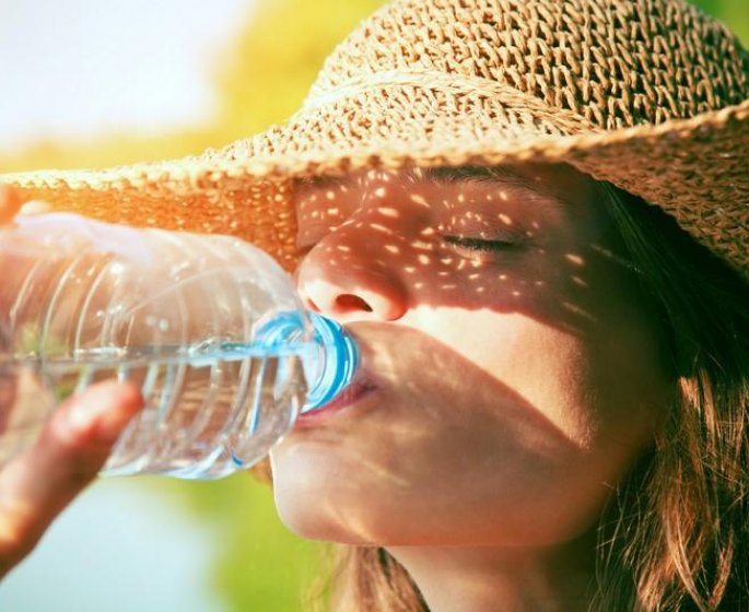 Il fait chaud : que manger, que boire, et comment mincir sans risques ?