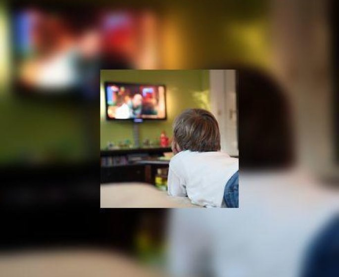 Pour ou contre la tele dans la chambre des enfants ?