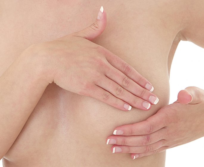 Autopalpation des seins : quand, comment et pourquoi ?