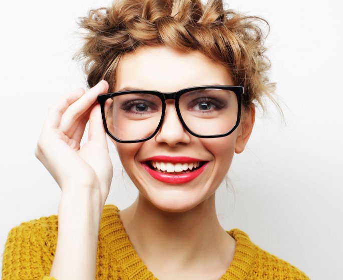 Choix des lunettes : les conseils des visagistes