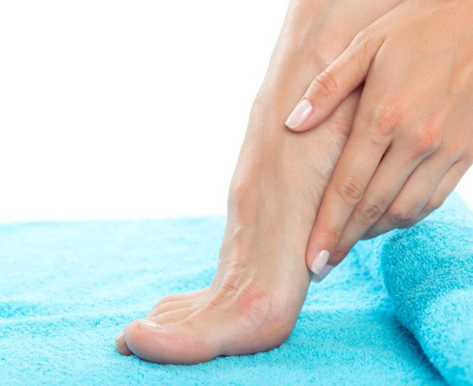 Hyperhidrose plantaire : symptomes et traitements efficaces