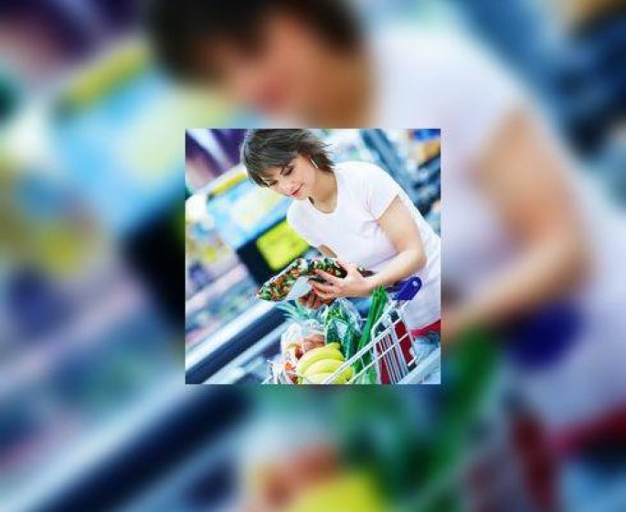 J-achete, j-achete pas : de l-eau de coco, des produits hyperproteines, des chaussures a doigts, des cheese-burgers, du saumon fume, du beurre gastronomique