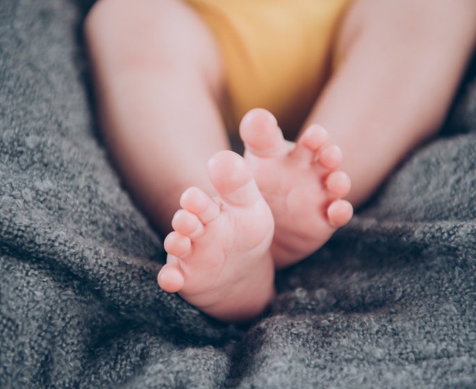 A 62 ans, elle donne naissance a un petit garcon