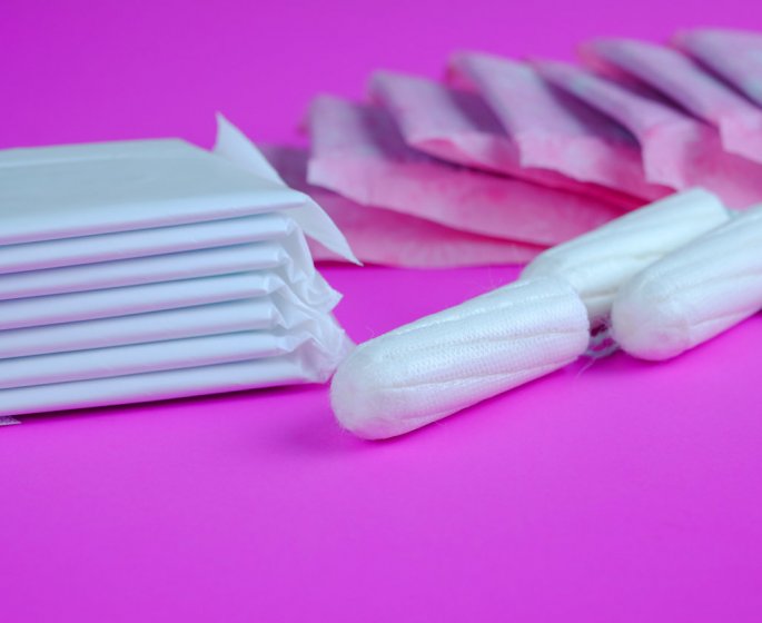 Coronavirus : des femmes verbalisees pour etre sorties acheter des tampons ou tests de grossesse