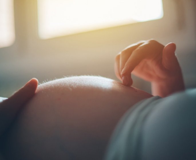 Un homme transgenre accouche alors qu’il a le covid
