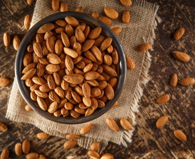 Une poignee d’amandes a la place d’un gateau : le gouter ideal du XXIeme siecle !