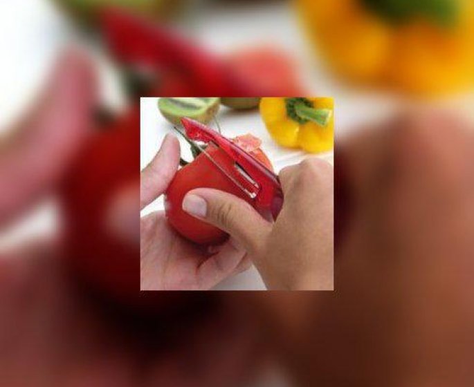 Finie la corvee de monder les tomates !