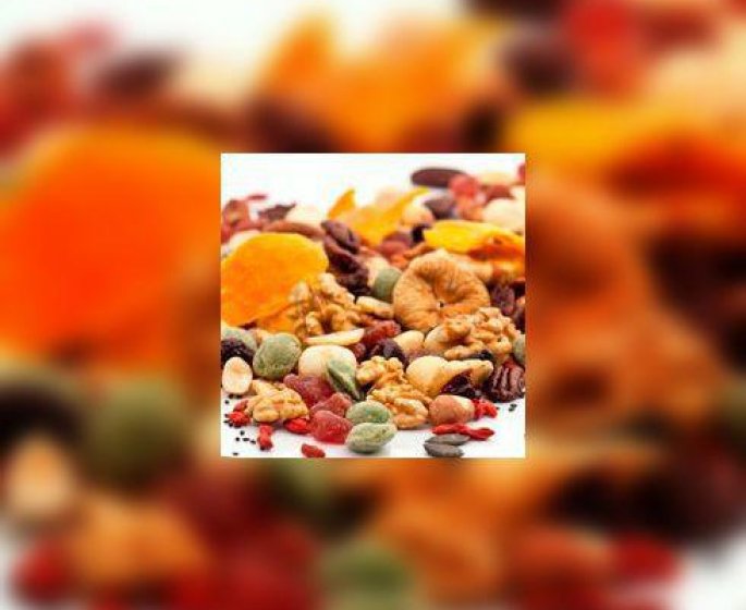 Pourquoi vous devez manger des fruits seches