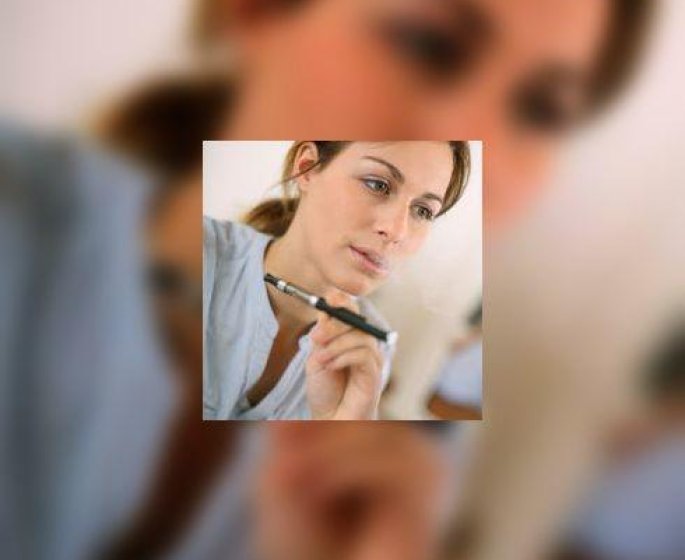 La e-cigarette va-t-elle devenir un medicament ? Dix medecins lancent un appel