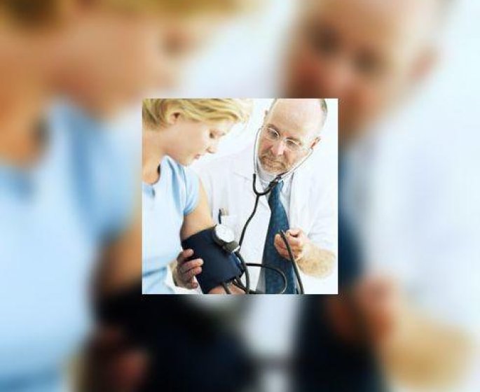 Tension arterielle : une mesure a chaque bras