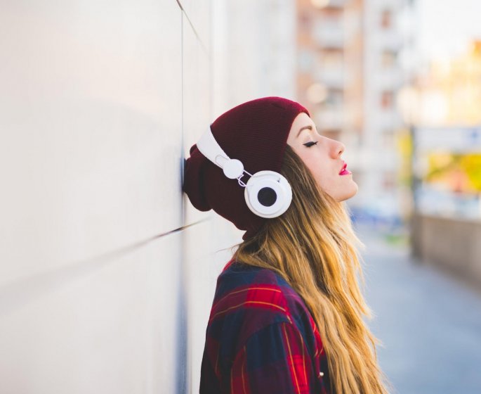 Sante auditive : pour que le smartphone reste l’ami des jeunes