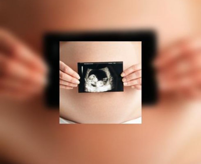Malformation congenitale : un bebe francais opere dans le ventre de sa mere